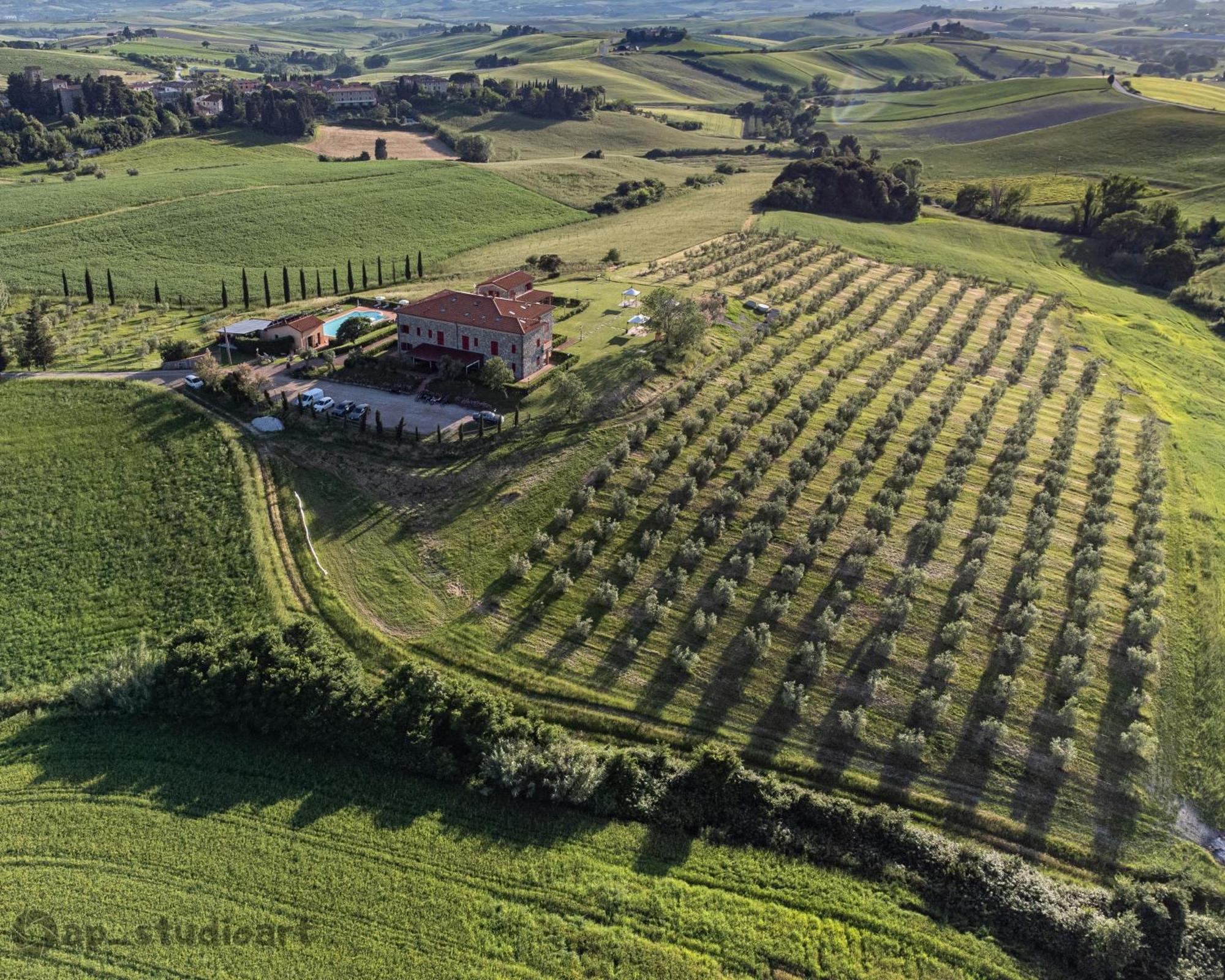 Il Poggio Della Pieve Apartments Santa Luce Eksteriør bilde